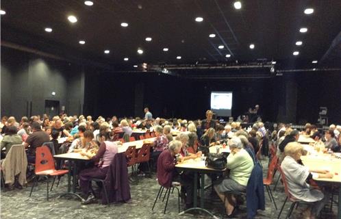 La salle André Malraux a fait le plein. Environ 180 personnes étaient présentes ce dimanche.