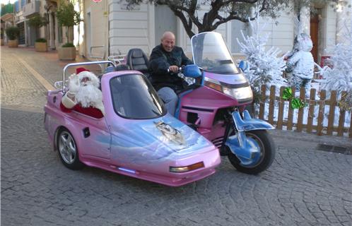 En side-car, place Jean Jaurès