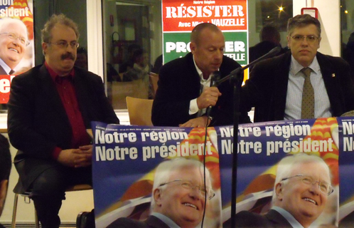 Marc Vuillemot (maire de la Seyne), Didier Pille (secrétaire de section du PS à Six-Fours) et Robert Alfonsi (vice-président du conseil régional)