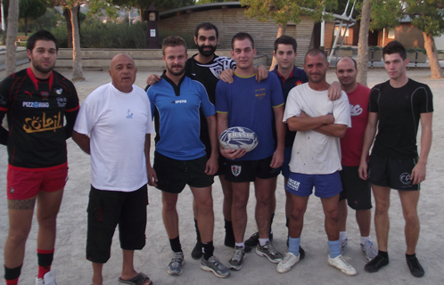 Mardi l'entraînement du RC Bruscain se déroulait aux Sablettes. Ici Paul Tornato avec une partie de l'effectif.