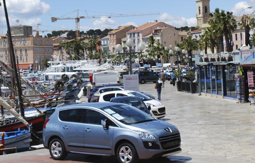 Le salon de l'auto est à Sanary.