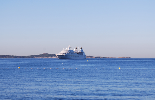 Le Seabourn Legend s'est arrêté à Sanary.