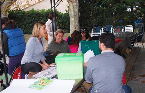 Ateliers manuels encadrés par Stéphanie Marion et Néna.