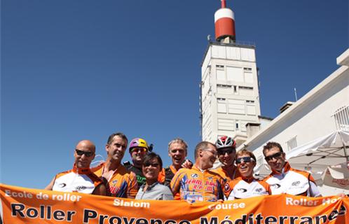 L'équipe au sommet du Mont-Ventoux (photo Sophie Lopez)