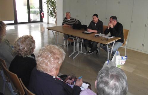 Le service environnement avait invité mardi soir les associations pour les sensibiliser au tri-sélectif.