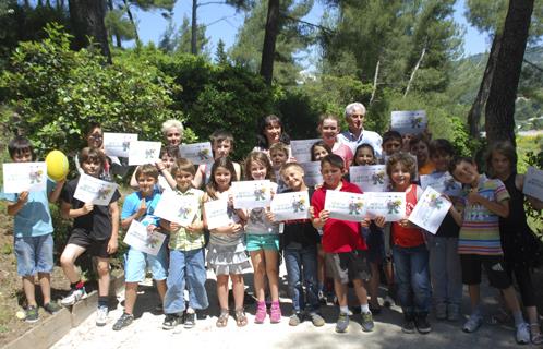 Remise des diplômes pour les jeunes boulistes.