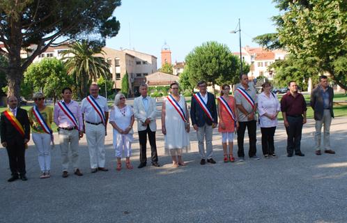 Elus de la majorité et de l'opposition réunis pour cette commémoration.