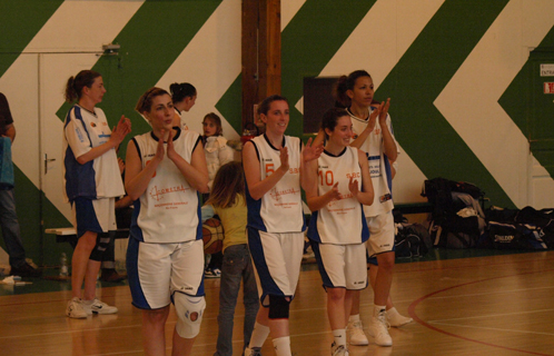 Les féminines de Sanary Basket club se sont imposées face à Ail de Rousset (photos G.Orsini).