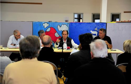 De gauche à droite: Messieurs René Lorca Trésorier, Vincent Ablot école de pêche, Jean-Marie De Stefani Président, Antoine Cazzato Secrétaire