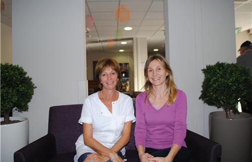 La directrice de l'établissement Séverine Guérin (à droite) et l'infirmière coordinatrice Christiane Guez.