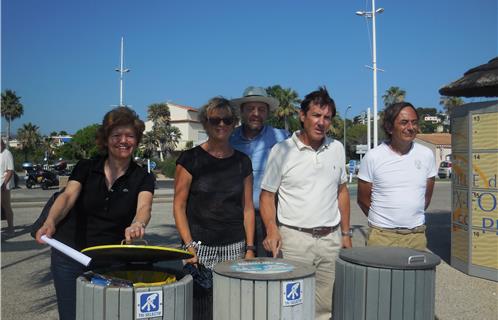 La directrice de l’Office du tourisme et responsable du pavillon bleu Vicky Sibade, l'adjointe au tourisme Dominique Antonini, l'adjoint à l’environnement Philippe Guinet, l'adjoint à la sécurité Thierry Mas Saint Guiral et le responsable de Sécurité plage Franck Bénedetti. 