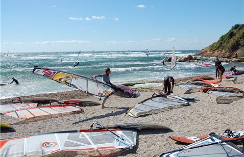 La plage des Roches Brunes était bien occupée