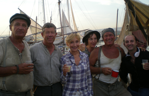 Avec Marie Anne Chazel, les membres de l'association des pointus de Sanary
(DR)