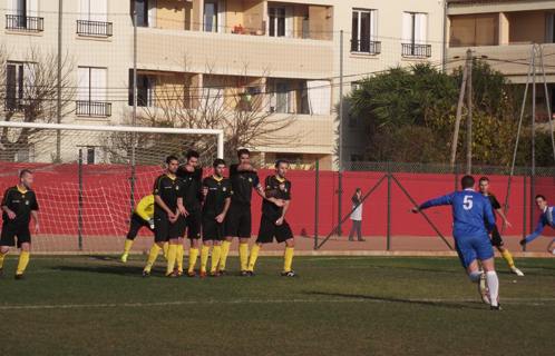 Un début de match compliqué pour les Sanaryens.