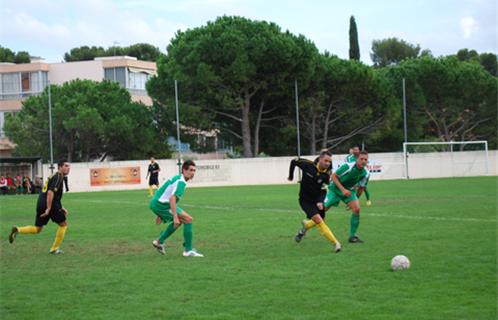 Première victoire des Sanaryens.