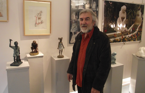 Yves Galzin expose à l'atelier des artistes.