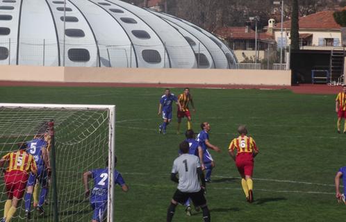 Victoire logique du Six-Fours le Brusc F.C face à la Londe.