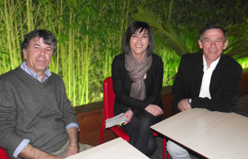 Ici Samia Khenniche entourée de Claude Escarguel et Hervé Bertolotti.