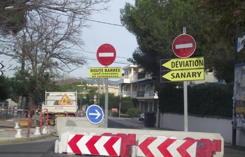 Une portion du boulevard des écoles est fermée à la circulation.