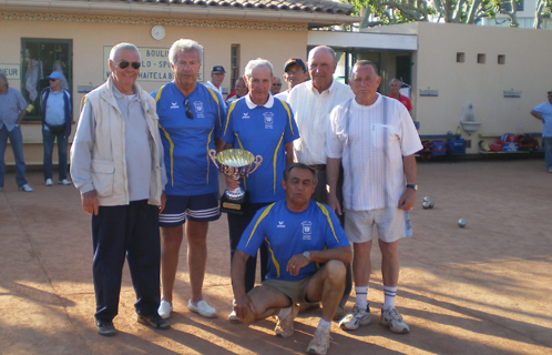 L'équipe du Boulo sport victorieuse du challenge.
