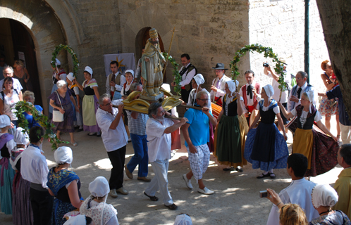 Fête de la Saint-Pierre à la collégiale.