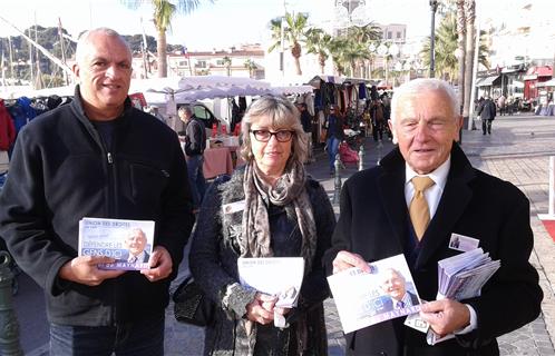 Michel de Maynard (à droite) en campagne à Sanary