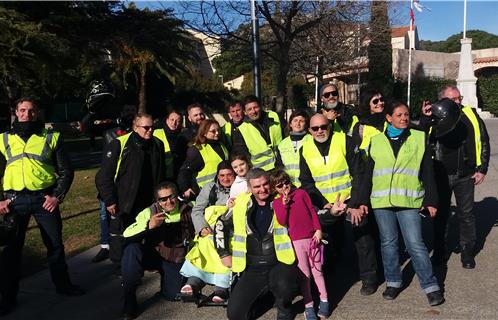 Rassemblement de gilets jaunes et motards solidaires samedi après-midi à Six-Fours.