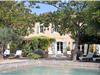 La maison d'hôte, le Mas des Romarins, accueille les amoureux de tranquilité.