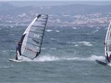 Une manche du championnat de France de planche à voile aux Charmettes