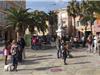 Des mikados géants, des jeux de palets place de la Tour.