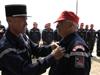 Patrick Gillet a reçu la médaille d'honneur des services bénévoles des mains d'Yves Delzechi.