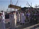 Procession dans la ville pour le saint Sacrement