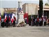 Les portes-drapeaux.