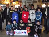 Carrefour-market sponsorise les jeunes du Six-Fours le Brusc FC
