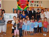 Le Kiwanis remet un chèque de 1.300 euros à l'école maternelle de la Meynade