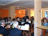 La philharmonique la Six-Fournaise enchante les résidents de la Rose de Noël