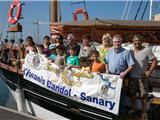 Le kiwanis Bandol Sanary  offre aux enfants défavorisés une journée détente et découverte en bateau.