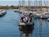 L'assemblé a effectué un petit tour en mer.Aller...