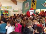 Le Père Noël a fait une halte à l’école maternelle de la Vernette