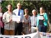 Didier Cade, Président du collectif Stop LGV Sud Sainte Baume, avec Ferdinand Bernhard et Laetitia Quilici (première adjointe du maire de Bandol), élus au Conseil Départemental du Var.