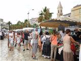 C’est la grande braderie à Sanary