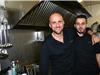 Le chef, Yann Lemonnier et son second Alexandre Edelin dans la cuisine