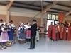 Les chants provençaux accueillent les premiers visiteurs