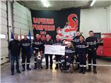 Les pompiers de Six Fours remettent un chèque de 1000 euros au profit de l'oeuvre des pupilles