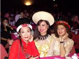 Une kyrielle d'artistes vietnamiens célèbrent la Fête du Têt