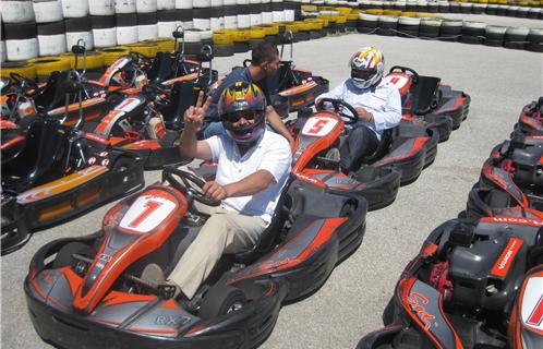 Pour le karting, Philippe Prissette veille à ce que le matériel soit toujours parfait.