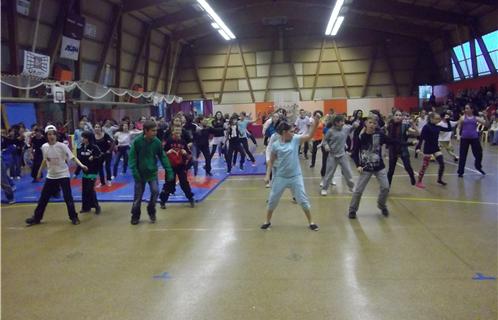 Cent soixante enfants pour un flash mob.