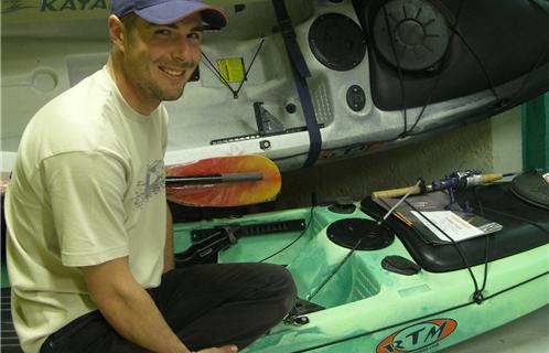 Florent tout sourire cache son impatience d'être sur l'eau