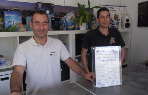 Julien Manfredini et Nicolas Mimouni gérants d'INFOTEC, certifié APPLE et spécialisés dans les réparations MAC et PC.