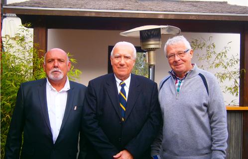 Henri Bruno, président de l’association les Amis du jumelage, Antonin Bodino, adjoint au maire, et Guet Wibel, invité d’Emmendigen.